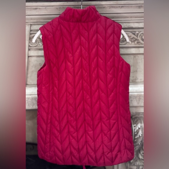 Red Quilted Puffer Vest Jacket Size XS 4 Coldwater Creek - Picture 4 of 5